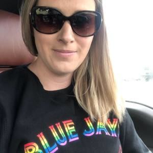 Meet your Posher, Elyse